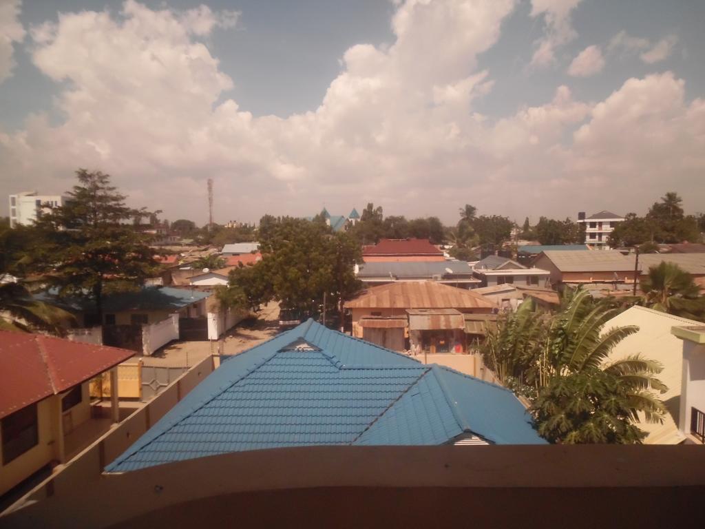Hotel de Mag  Dar es Salaam Exterior foto