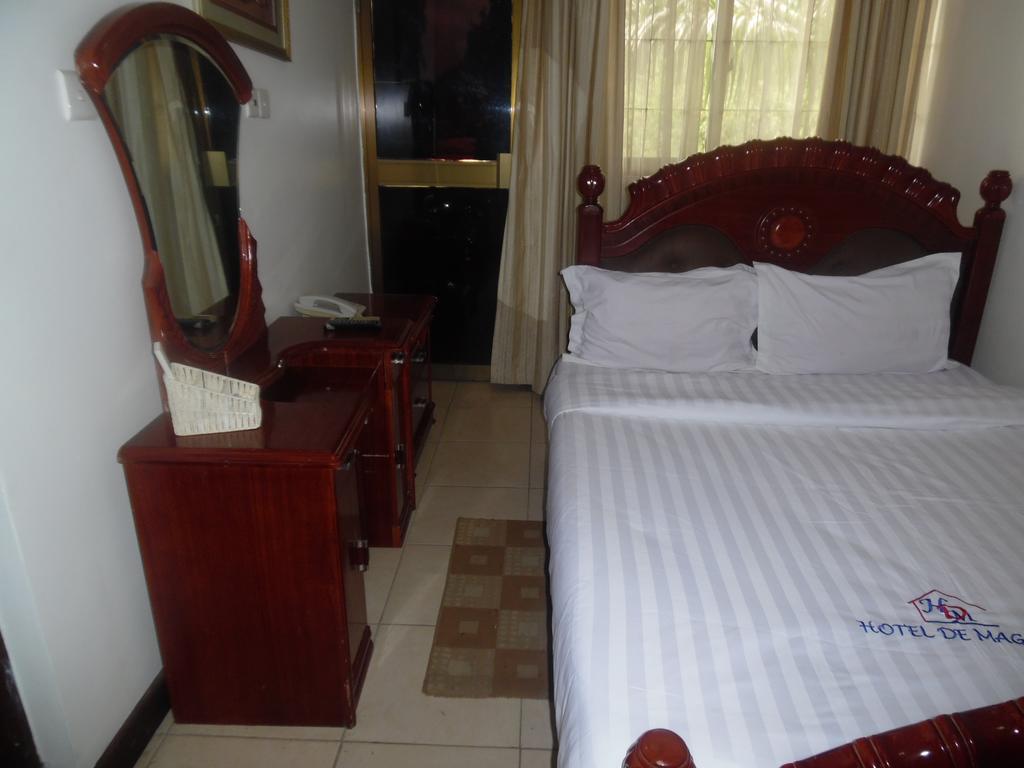 Hotel de Mag  Dar es Salaam Exterior foto