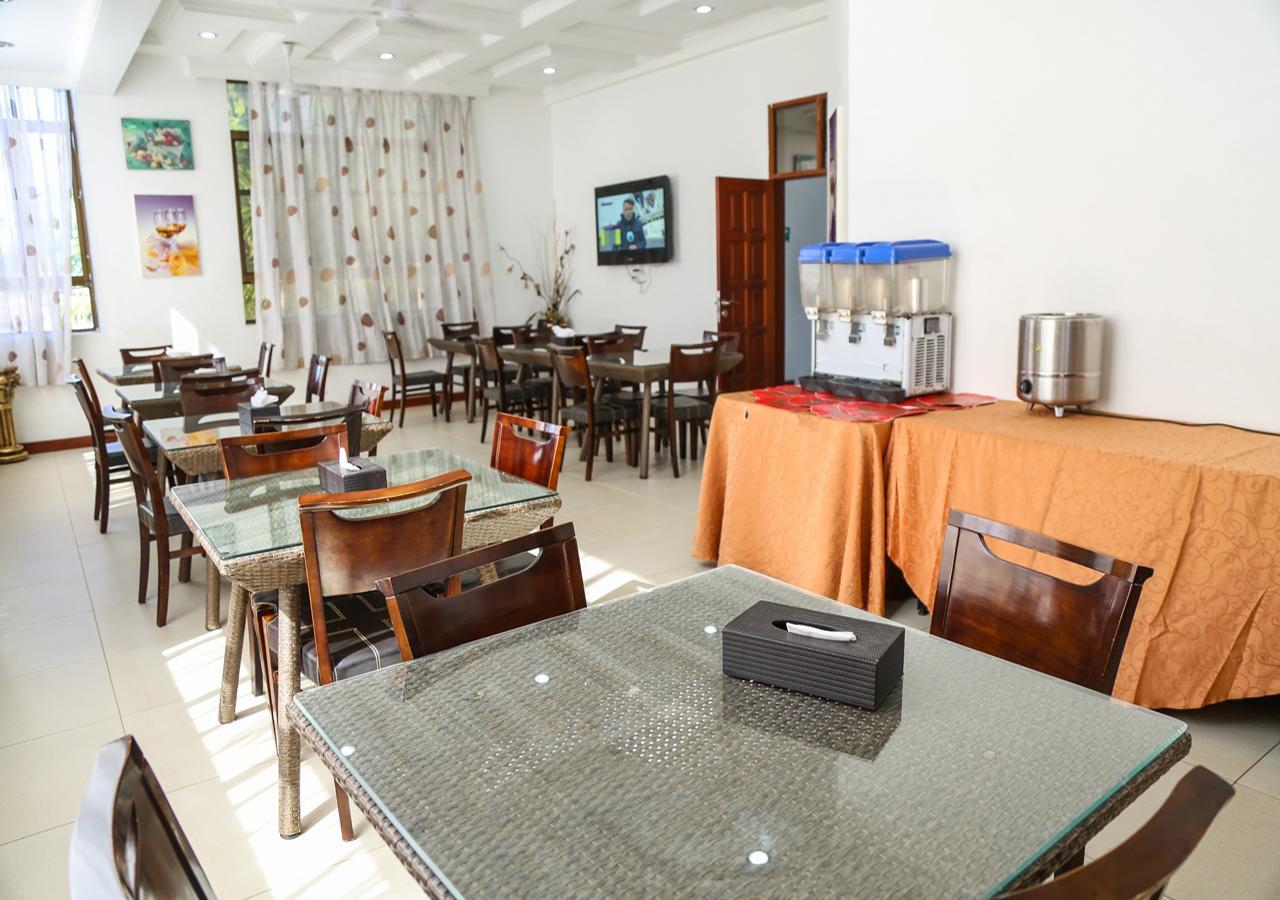 Hotel de Mag  Dar es Salaam Exterior foto