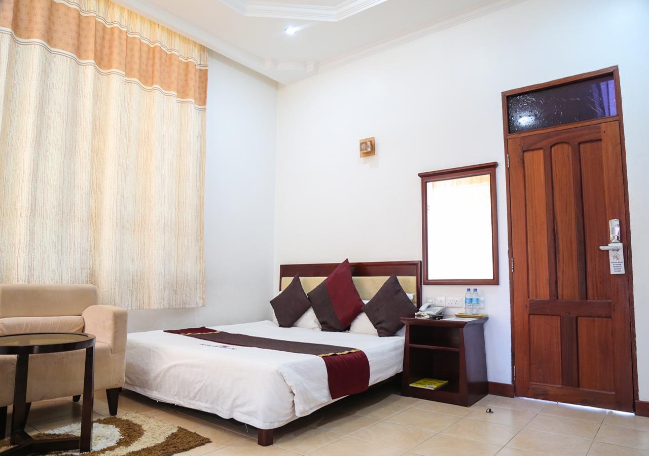 Hotel de Mag  Dar es Salaam Exterior foto