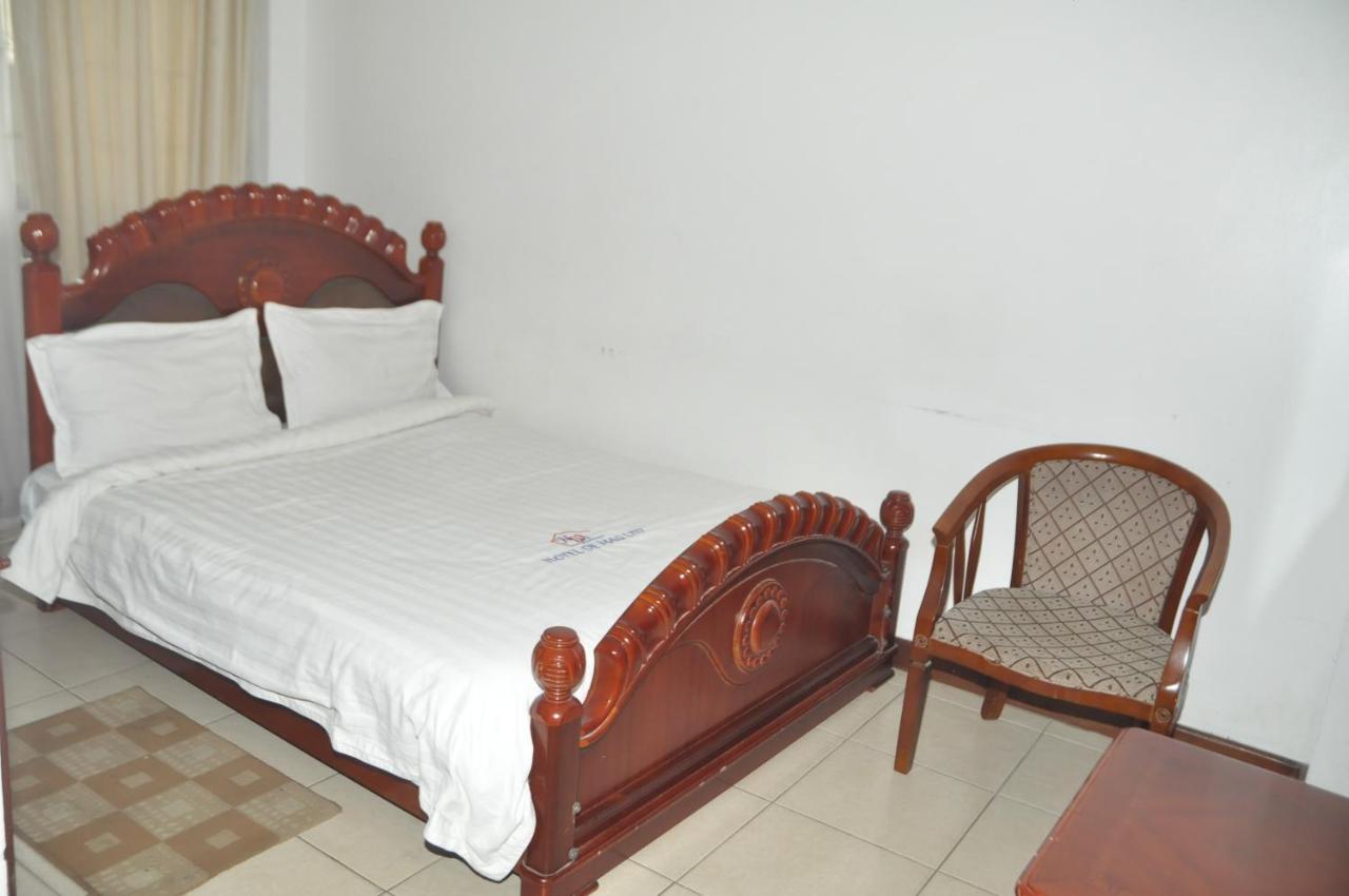 Hotel de Mag  Dar es Salaam Exterior foto