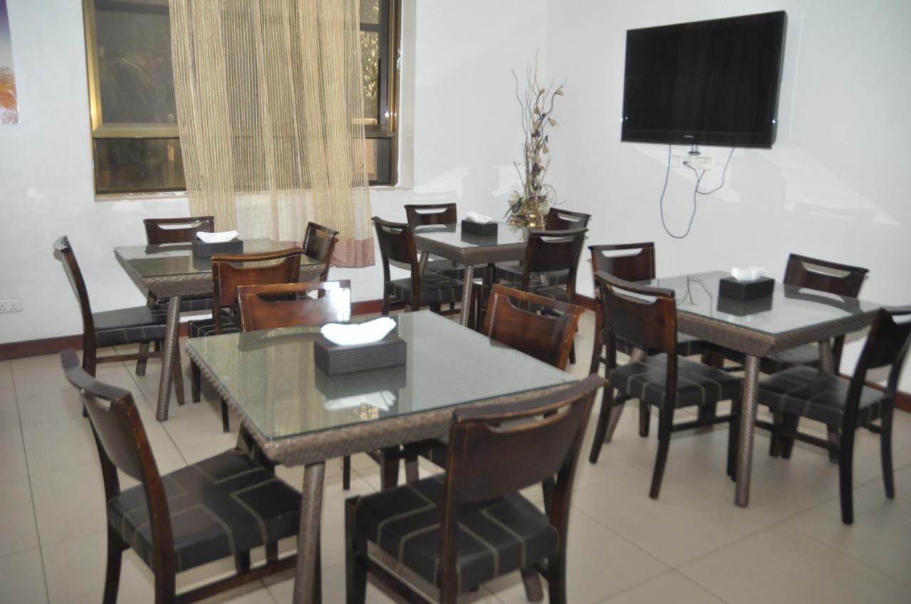 Hotel de Mag  Dar es Salaam Exterior foto